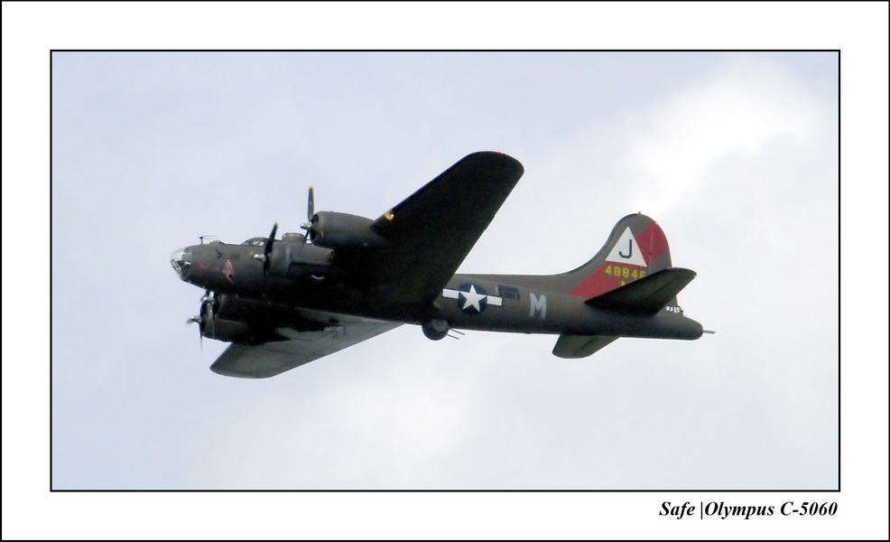 2005   05   B17 G   01.JPG